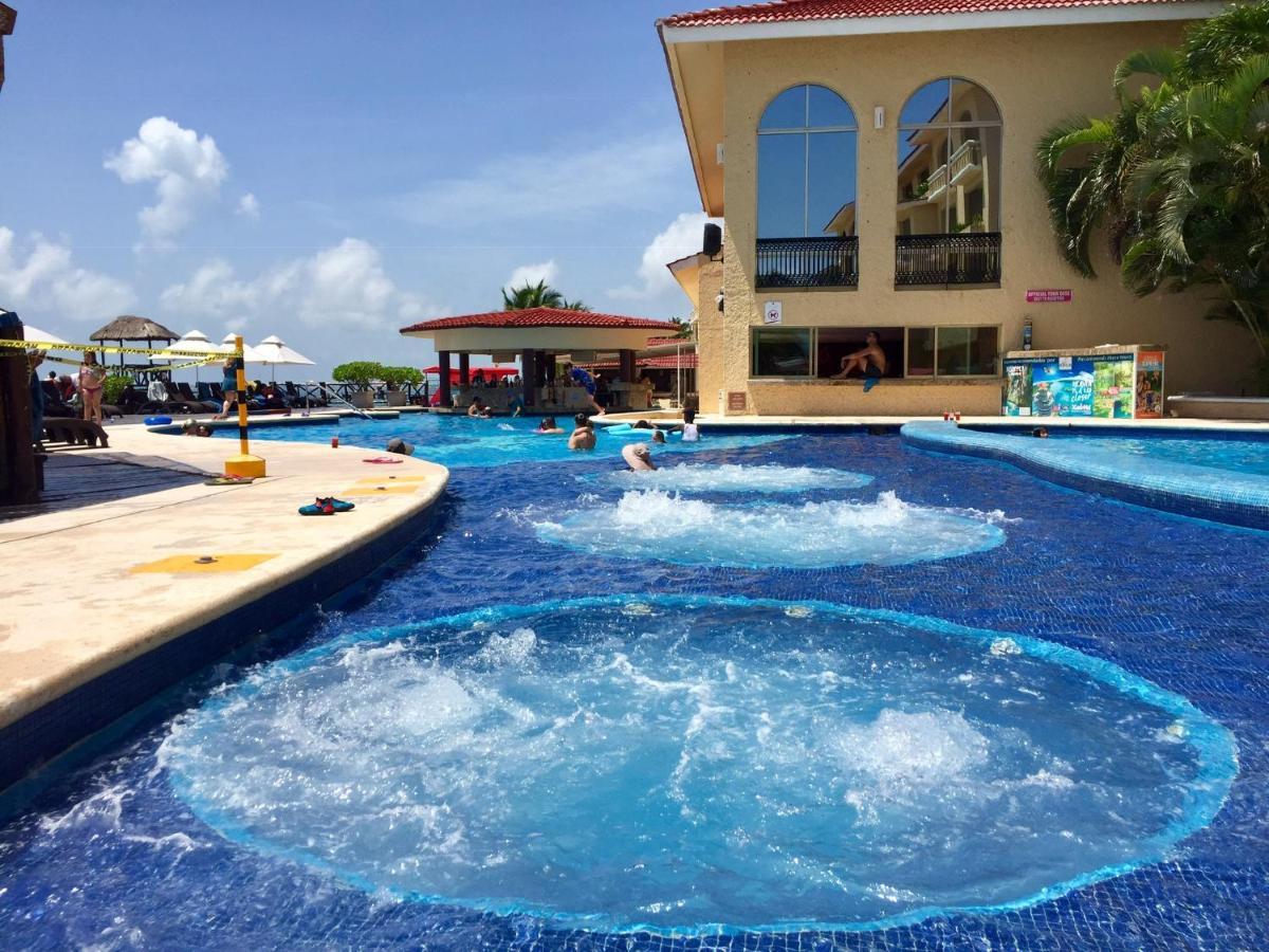 Caribbean Apartment Канкун Екстериор снимка
