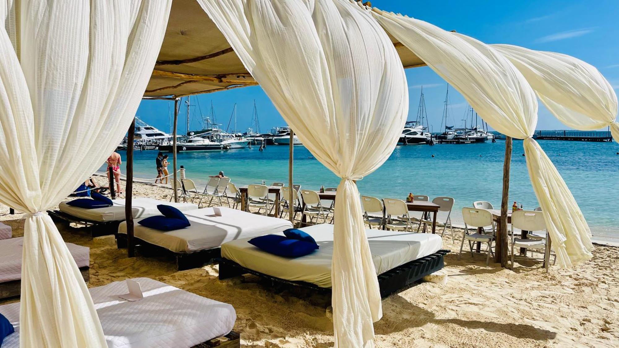 Caribbean Apartment Канкун Екстериор снимка